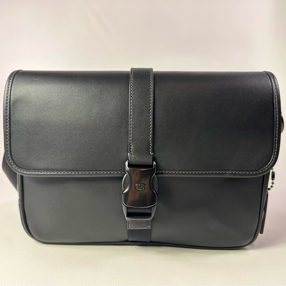 NEW! Men’s Coach League Black Glovetanned Leather Messenger Bag - Picture 7 of 14